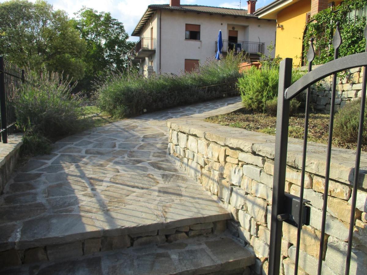 Il Risveglio Dei Sensi Villa Fossato di Vico Luaran gambar