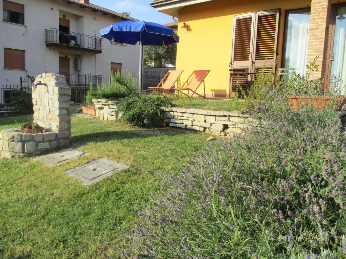 Il Risveglio Dei Sensi Villa Fossato di Vico Luaran gambar